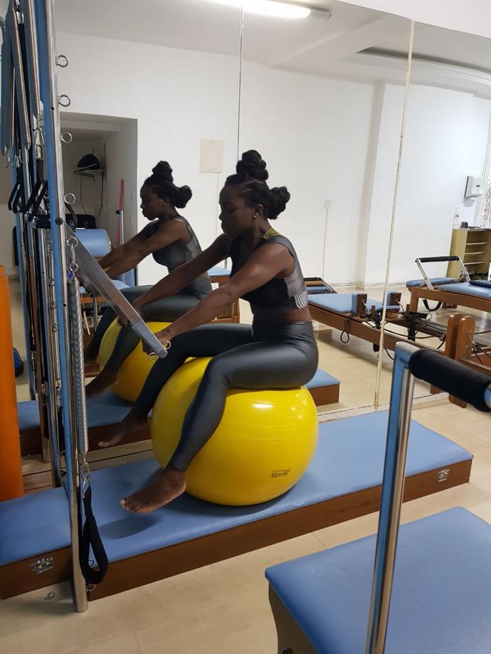 Egili Oliveira escolhe o pilates